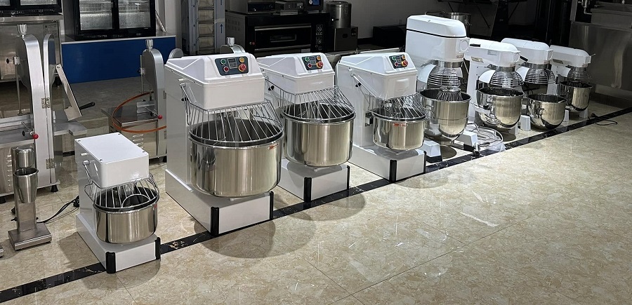 flour mixer machine